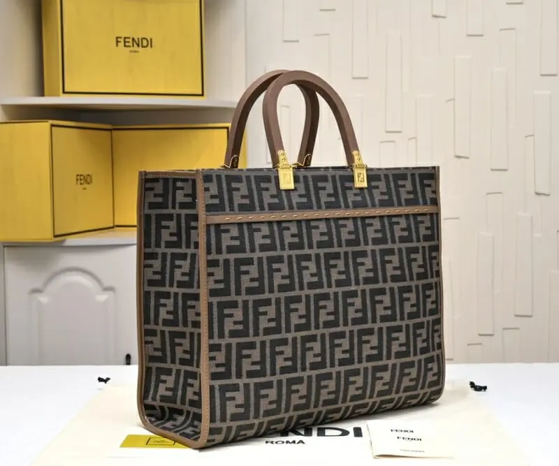 fendi aaa qualite tote-sac a main  pour femme s_11b53a61